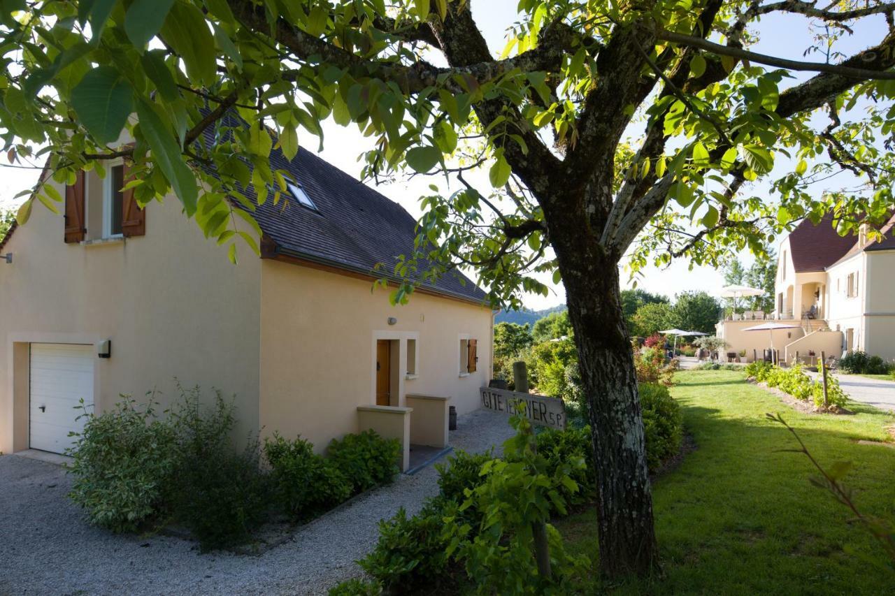 Gite Le Noyer - L'Ancien Vignoble Saint-Julien-de-Lampon Kültér fotó